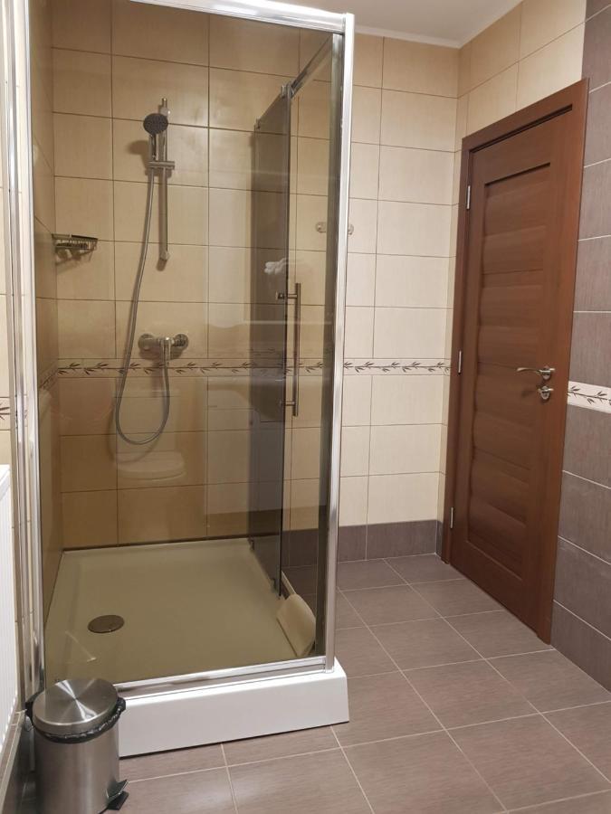 Resting House Hotell Braşov Exteriör bild